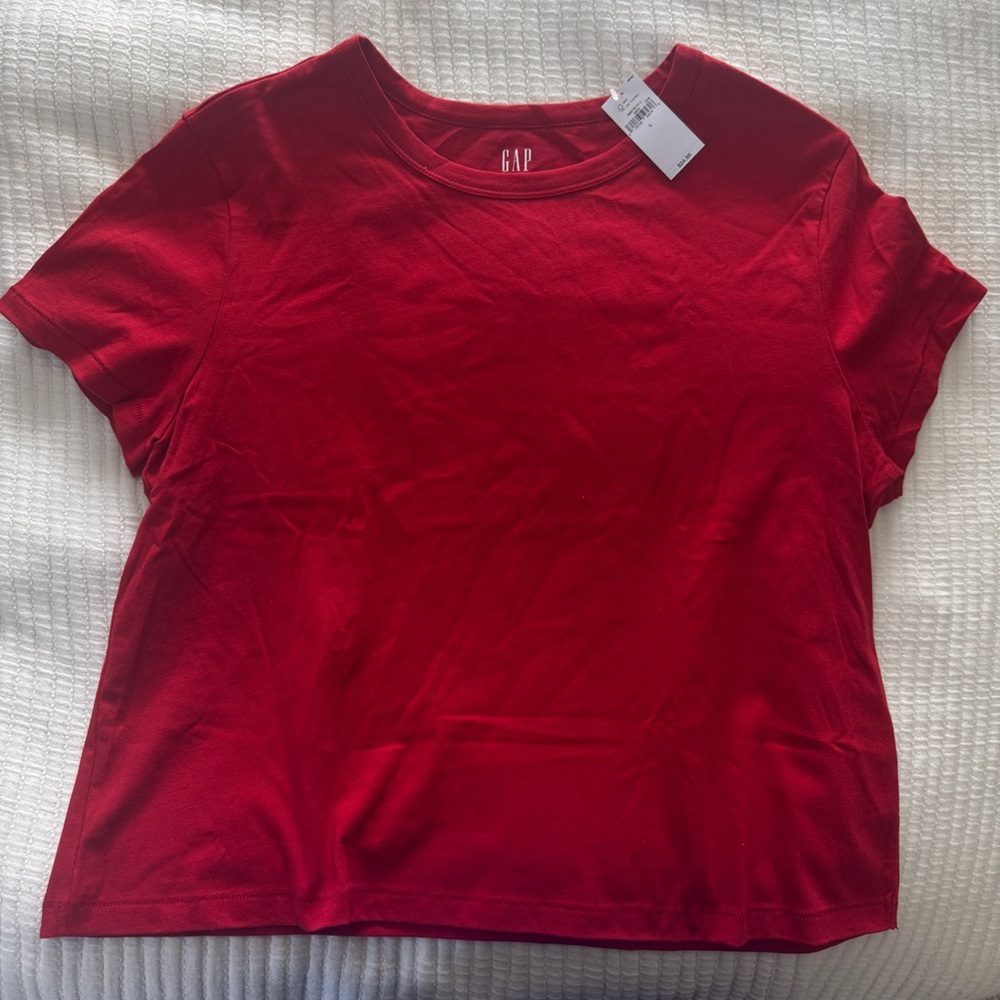 GAP Women's Bright Red Short Sleeve Tee